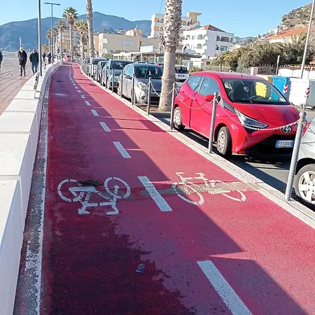 아파트 Casa Silvia