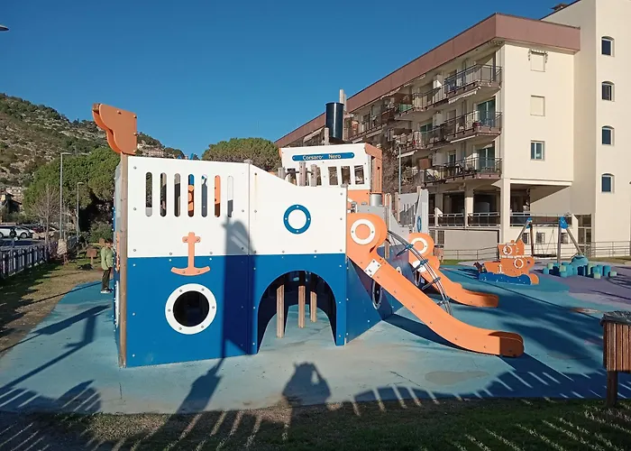 アパート Casa Silvia ヴェンティミーリア